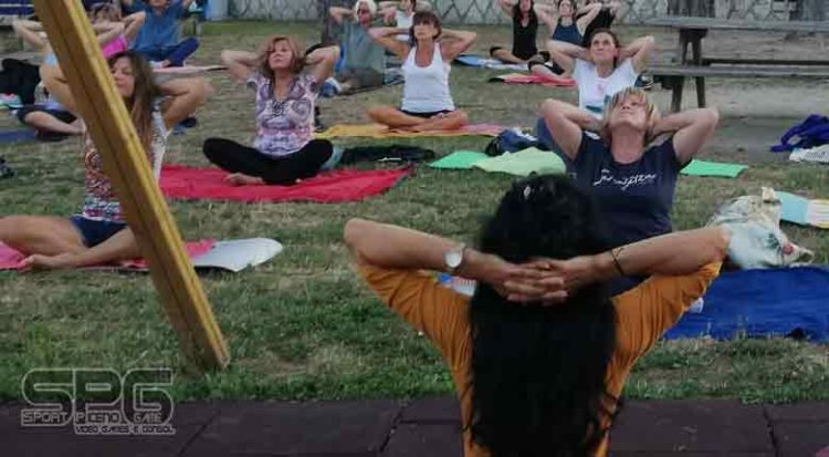 Più di 90 iscritti per “Summer Yoga” all’Annunziata ad Ascoli